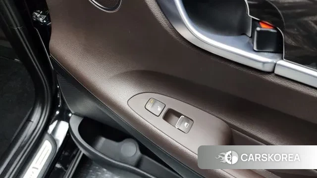 Hyundai Grandeur IG id 3029348 из Кореи 10