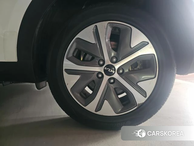 Kia Niro Plus id 4369789 из Кореи 10