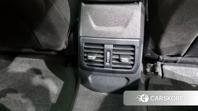 BMW 1 Series (F40) id 3330112 из Кореи 10