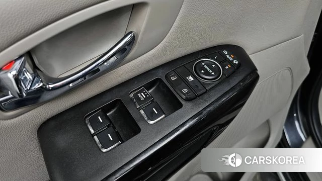 Kia The New Carnival id 4574279 из Кореи 10