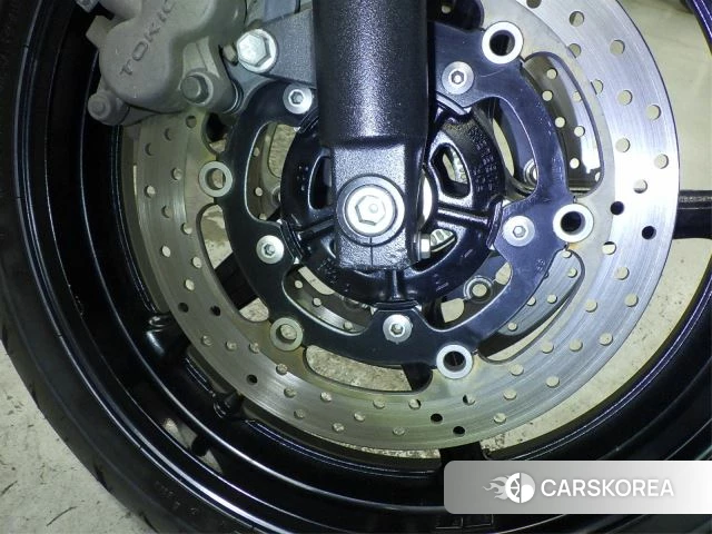 Suzuki GLADIUS 400 id 3947119 из Японии 10