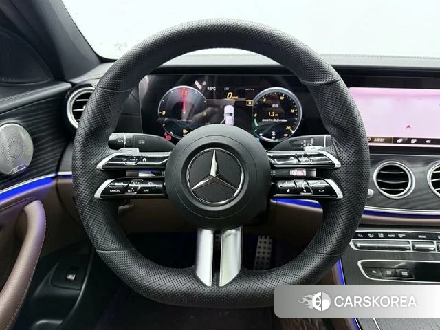 Mercedes-Benz E-class id 4313576 из Китая 10