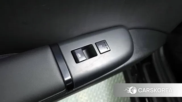 Hyundai Grandeur (GN7) id 3426494 из Кореи 10