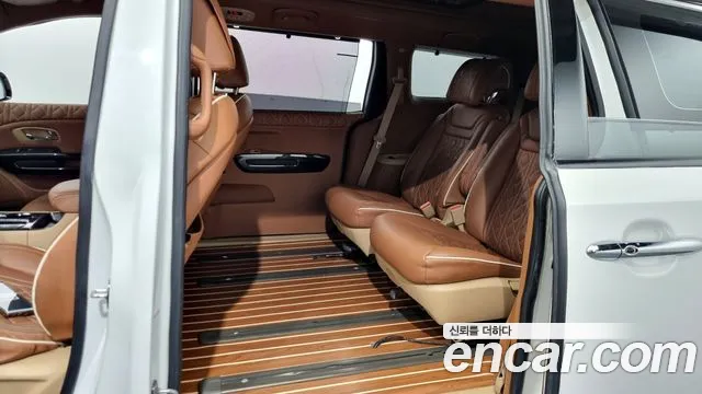 Kia The New Carnival id 2538033 из Кореи 10