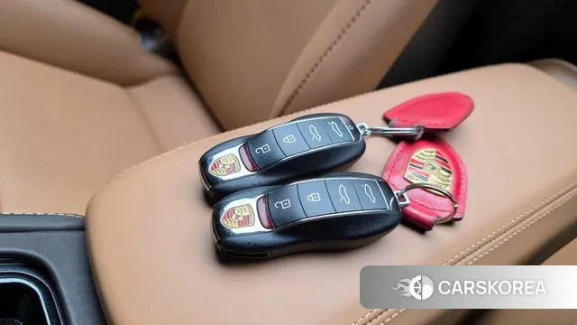 Porsche 718 Boxster id 3442458 из Кореи 10