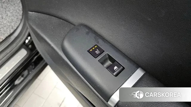 Hyundai Grandeur (GN7) id 3405291 из Кореи 10