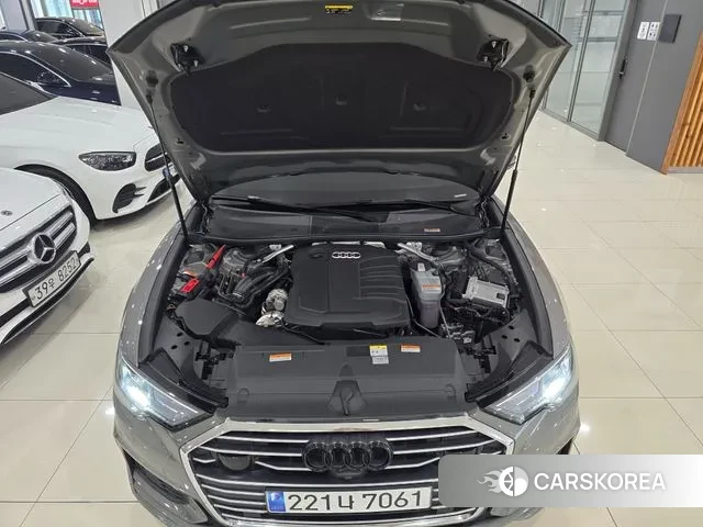 Audi A6 (C8) id 3011554 из Кореи 10