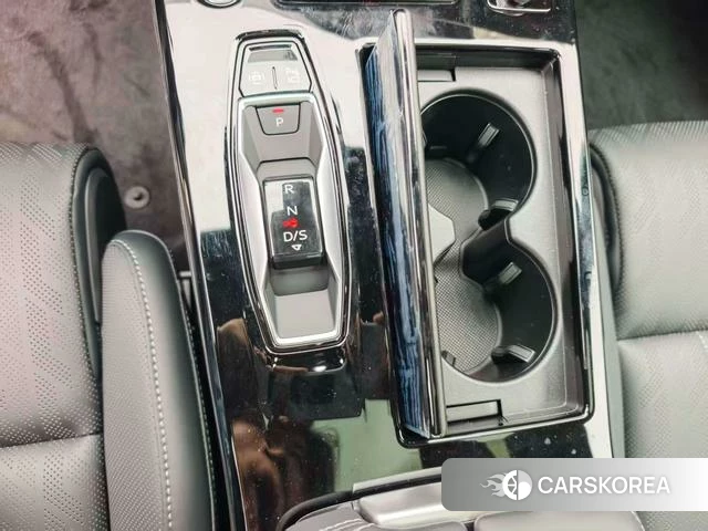 Audi A6L id 4190374 из Китая 10