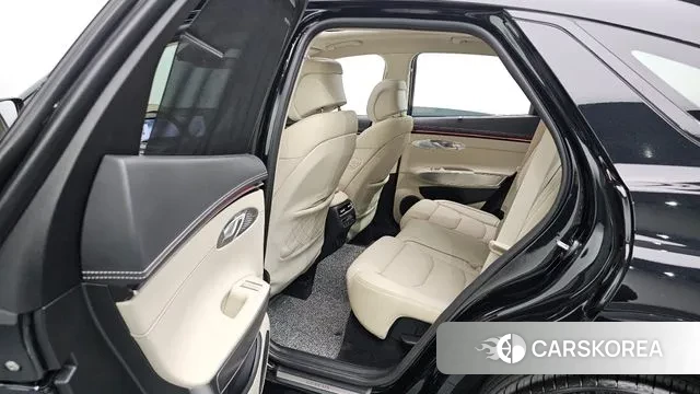 Genesis GV70 id 3596125 из Кореи 10