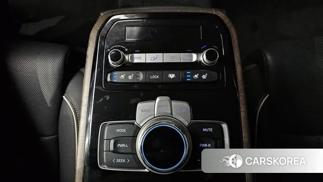 Genesis G90 id 3567970 из Кореи 10