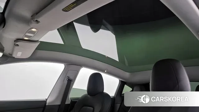 Tesla Model Y id 3354611 из Кореи 10