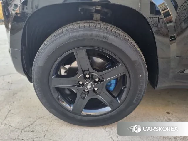 Land Rover Defender (L663) id 3539238 из Кореи 10