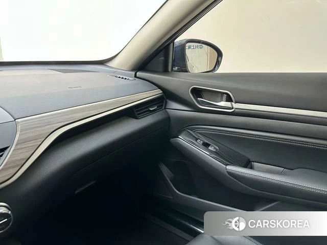 Nissan Teana id 4219304 из Китая 10