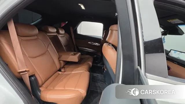 Genesis GV70 id 3734956 из Кореи 10