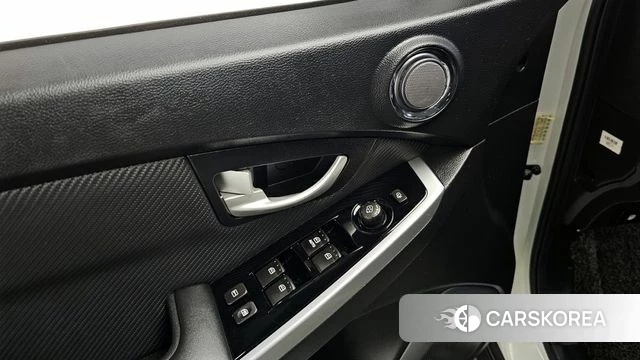 Ssangyong New Style Korando C id 4311168 из Кореи 10