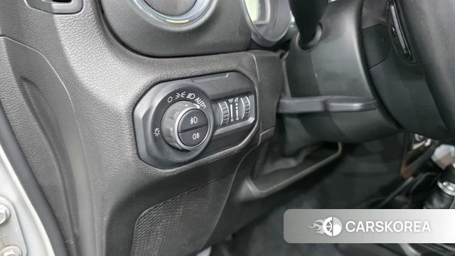 Jeep Wrangler (JL) id 4794535 из Кореи 10