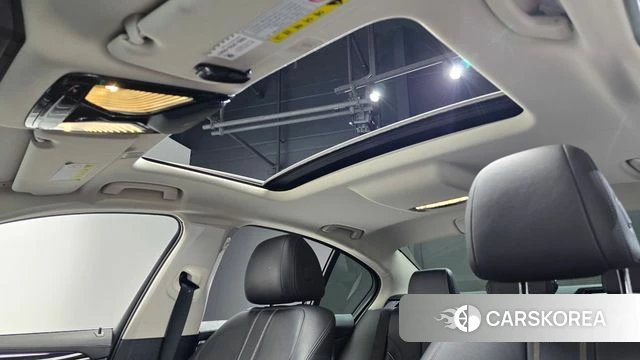 BMW 5 Series (G30) id 4020378 из Кореи 10