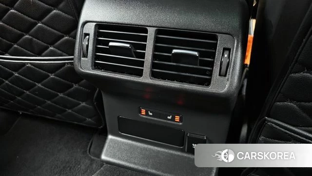 Land Rover Range Rover Velar id 4294705 из Кореи 10