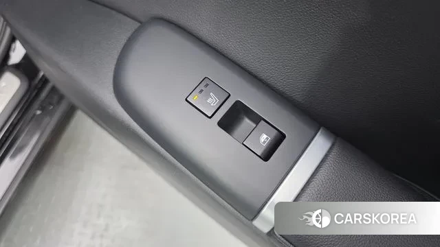 Hyundai Grandeur (GN7) id 3585469 из Кореи 10