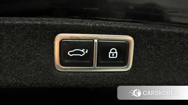 Hyundai Grandeur Hybrid (GN7) id 3818196 из Кореи 10