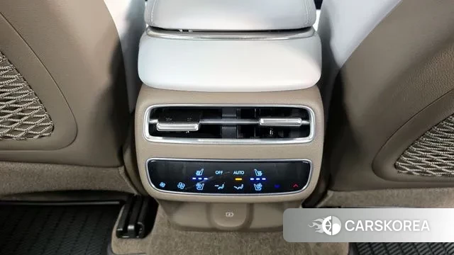 Genesis GV70 id 3299733 из Кореи 10