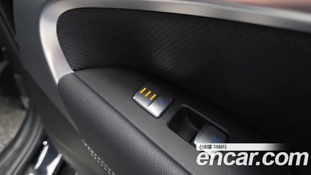 Genesis G70 id 2880780 из Кореи 10