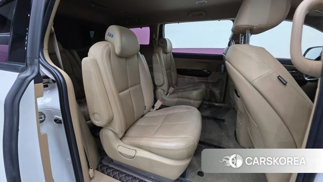 Kia The New Carnival id 4371047 из Кореи 10