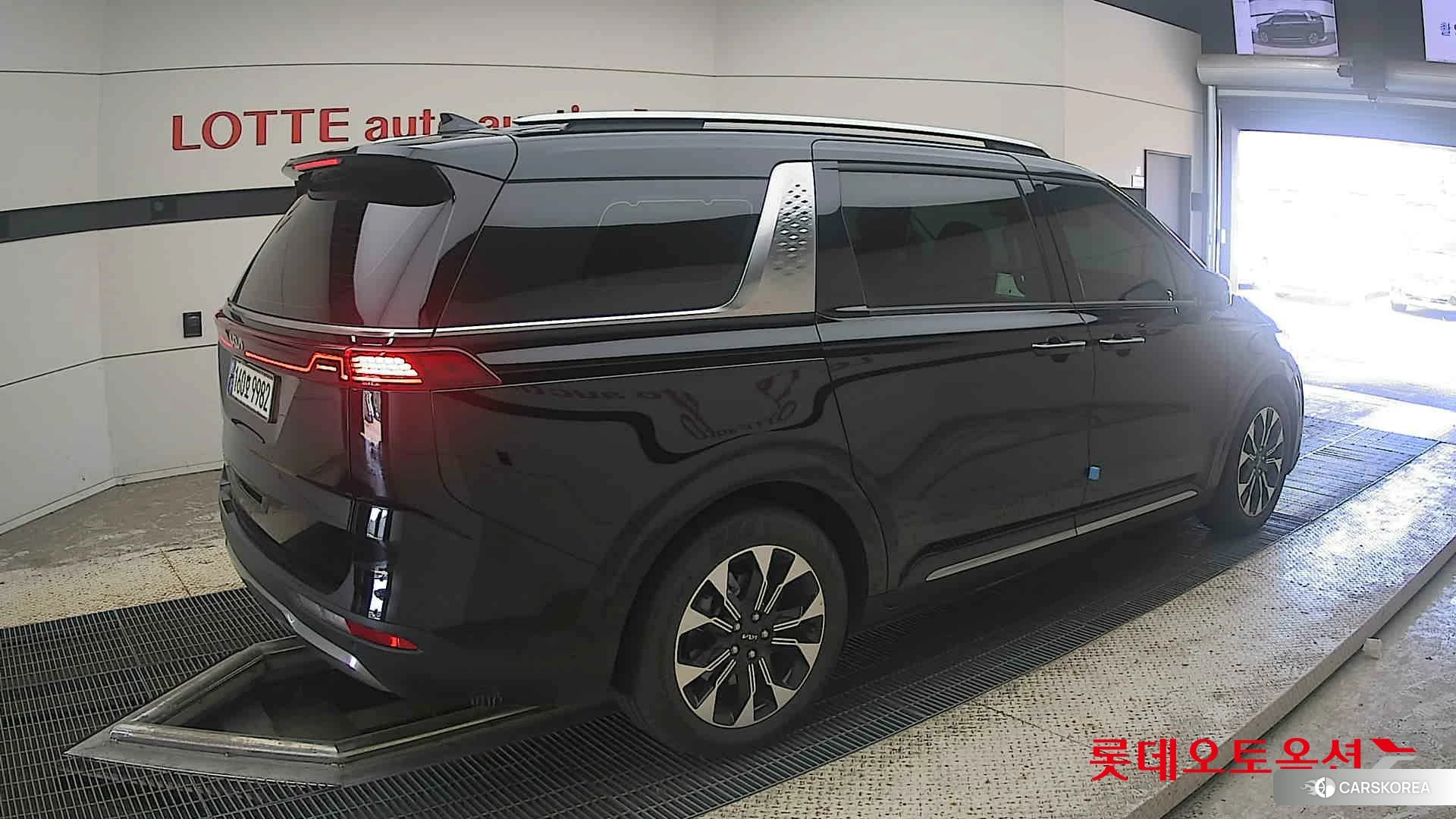 Kia Carnival id 4679400 из Кореи 10