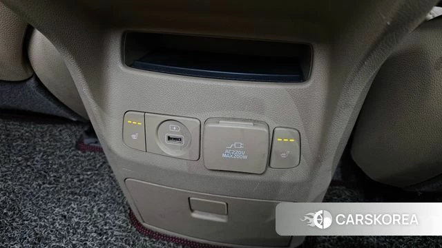 Kia All New Carnival id 3905954 из Кореи 10