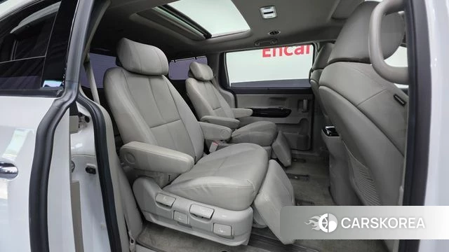 Kia The New Carnival id 4318000 из Кореи 10