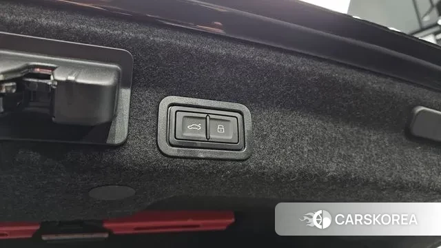 Audi A6 (C8) id 3099431 из Кореи 10