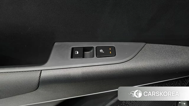 Kia Di Ol Nu Niro id 4316417 из Кореи 10