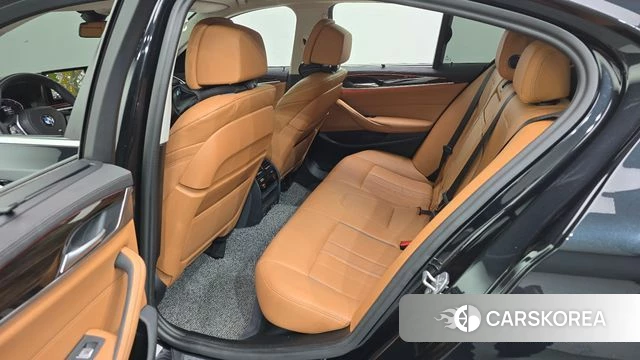 BMW 5 Series (G30) id 4415023 из Кореи 10
