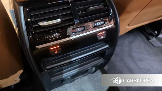 BMW 5 Series (G30) id 3703930 из Кореи 10