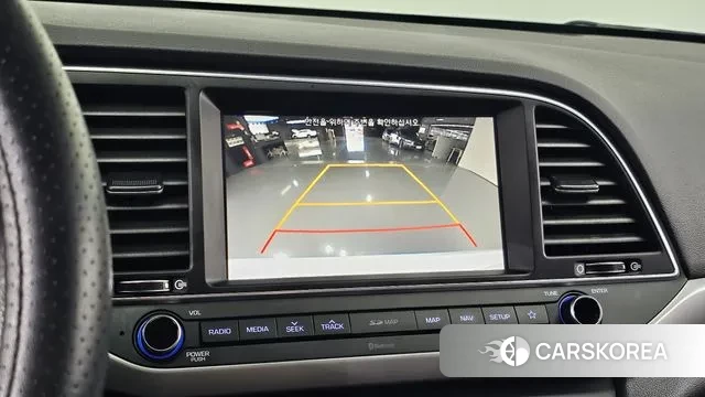 Hyundai Avante AD id 3641635 из Кореи 10