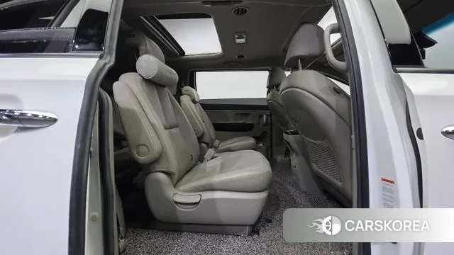 Kia The New Carnival id 3573887 из Кореи 10