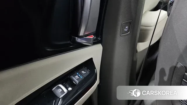 Kia Carnival 4th generation id 3535460 из Кореи 10