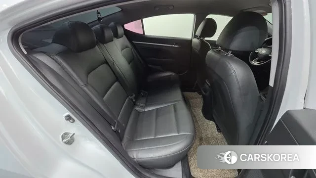 Hyundai The New Avante AD id 3728368 из Кореи 10