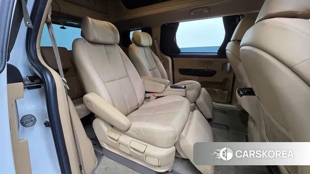 Kia The New Carnival id 3789445 из Кореи 10