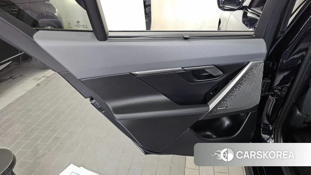 BMW 5 Series (G60) id 4539601 из Кореи 10