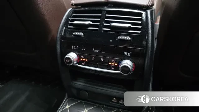 BMW 5 Series (G30) id 3629996 из Кореи 10