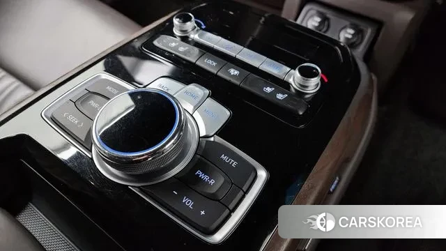 Genesis G90 id 3474585 из Кореи 10