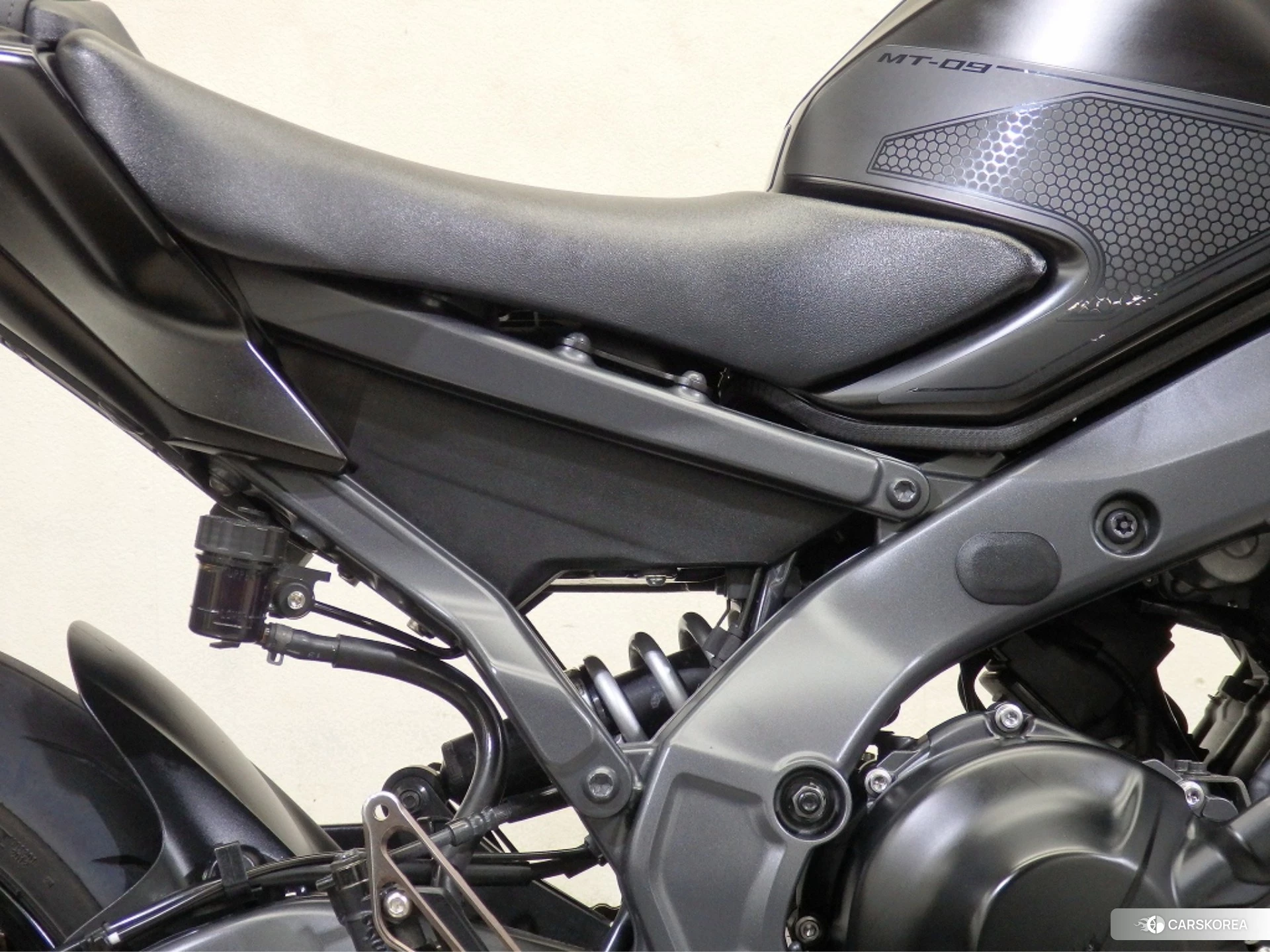 Проданный Yamaha MT-09 ABS id 4365575 из Японии, фото 10