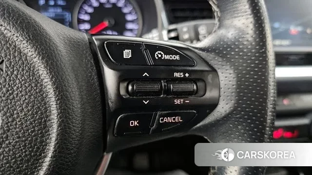 Kia Stonic id 3686643 из Кореи 10