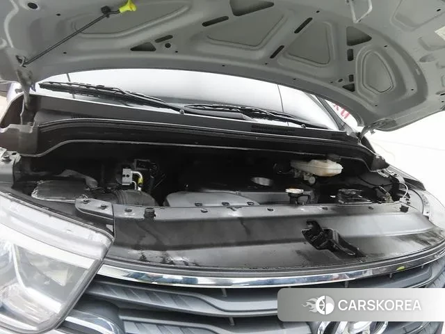 Hyundai The New Grand Starex id 3622510 из Кореи 10