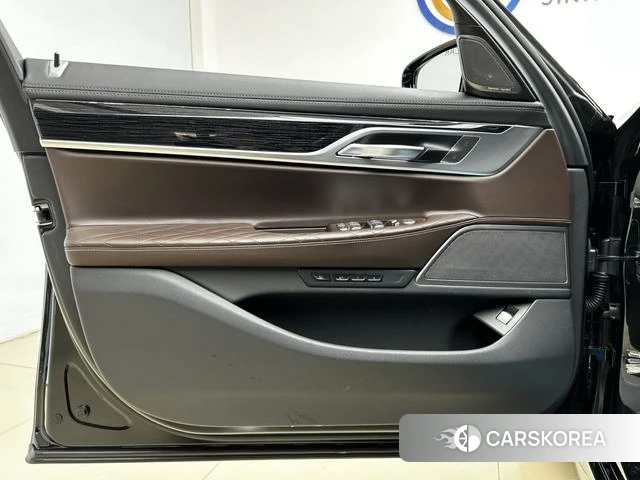 BMW 7 series id 4256507 из Китая 10