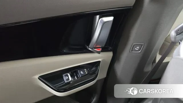 Kia Carnival 4th generation id 3458468 из Кореи 10