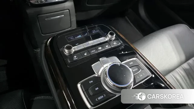 Genesis G90 id 3572738 из Кореи 10