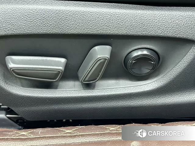 Toyota Camry id 4262002 из Китая 10