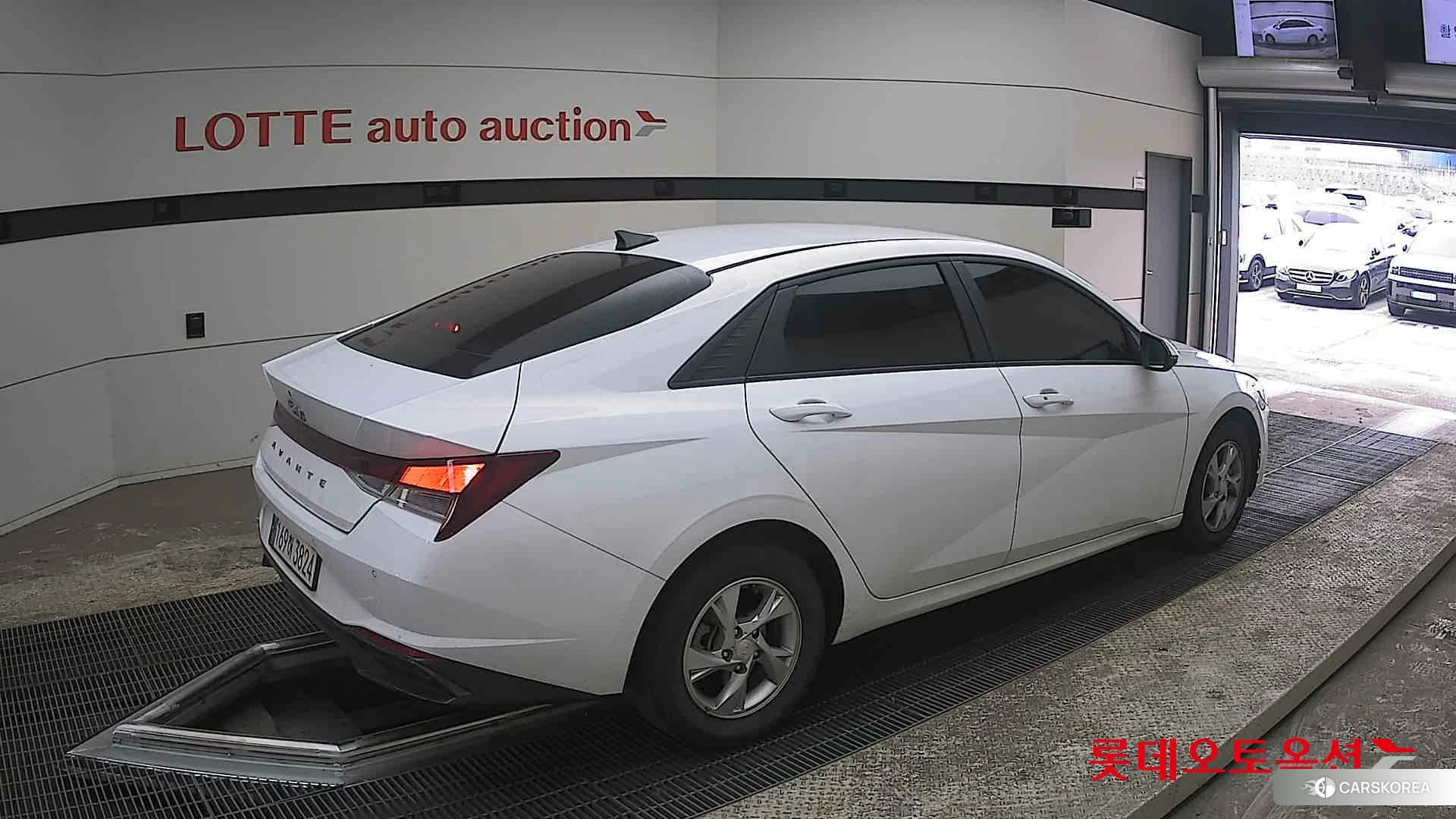 Hyundai Avante id 3869378 из Кореи 10